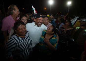 Camacho anuncia asistencia a reunión de Cochabamba por encima de la Comisión Interinstitucional
