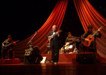 Celestino Campos, en una de sus actuaciones artísticas. Foto: Celestino Campos (Facebook)