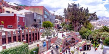 U.C.B.: Una educación transversal e integral