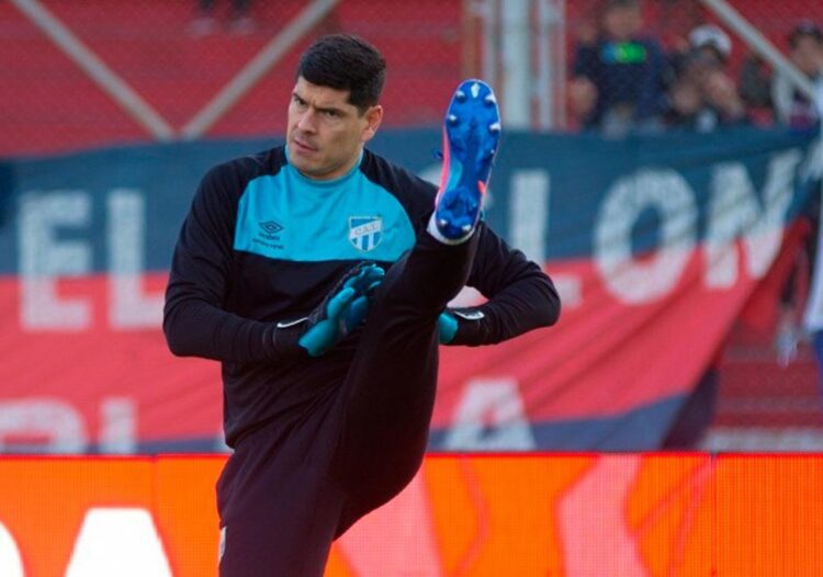 Carlos Lampe tuvo 12 partidos invicto en Atlético Tucumán