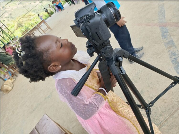 Cuatro documentales visibilizan a mujeres artistas del área rural