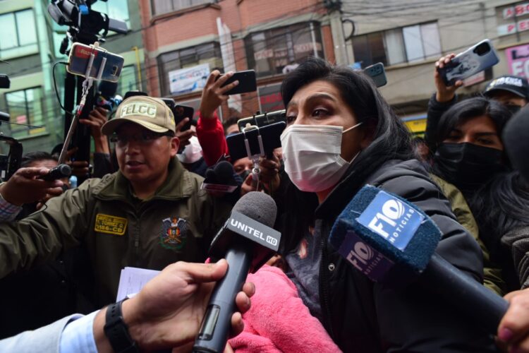 Soledad Chapetón, en el momento de su aprehensión, este miércoles. Foto: Rodwy Cazón