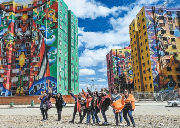 Imágenes de visitas a algunos puntos que son parte del Tour Cholet en El Alto.