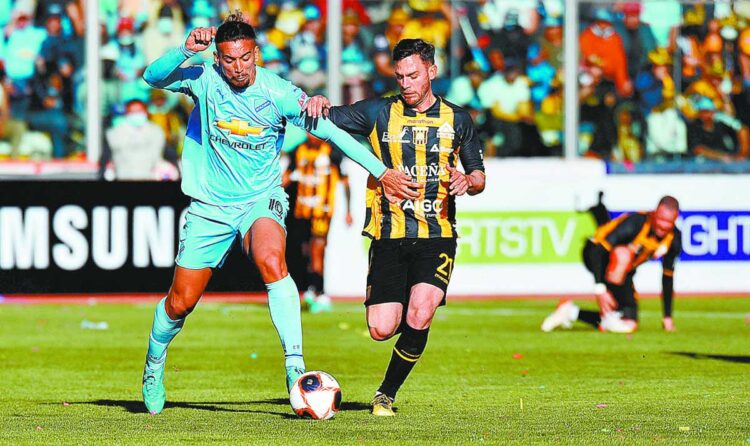 The Strongest y Bolívar Superclásico de Bolivia