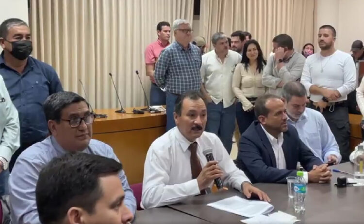 Comisión del Censo de Santa Cruz da plazo hasta septiembre al gobierno para definir fecha del Censo