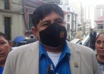 El TCP deja en suspenso la expulsión del diputado Rolando Cuéllar del MAS