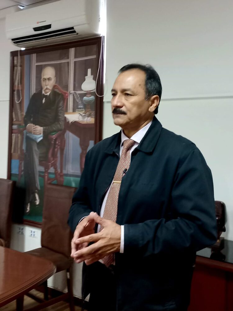 Vicente Cuéllar: «La UAGRM debe recuperar su prestigio institucional para volver a tener liderazgo»