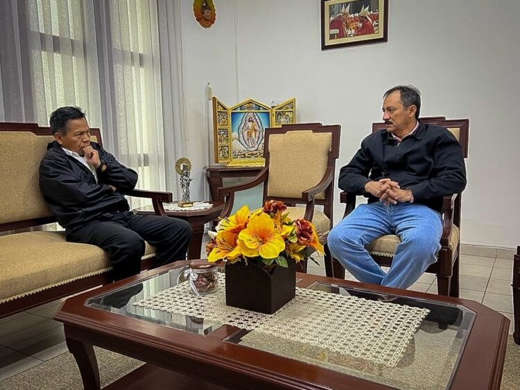 Alcalde, rector y arzobispo cruceños piden diálogo; Calvo exige frenar movilizaciones contra paro