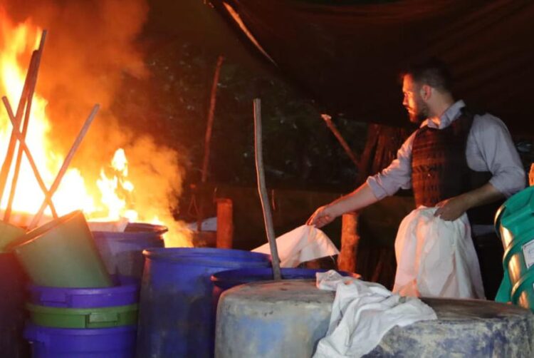 FELCN destruye megalaboratorio que producía hasta 70 kilos de droga por día en Beni