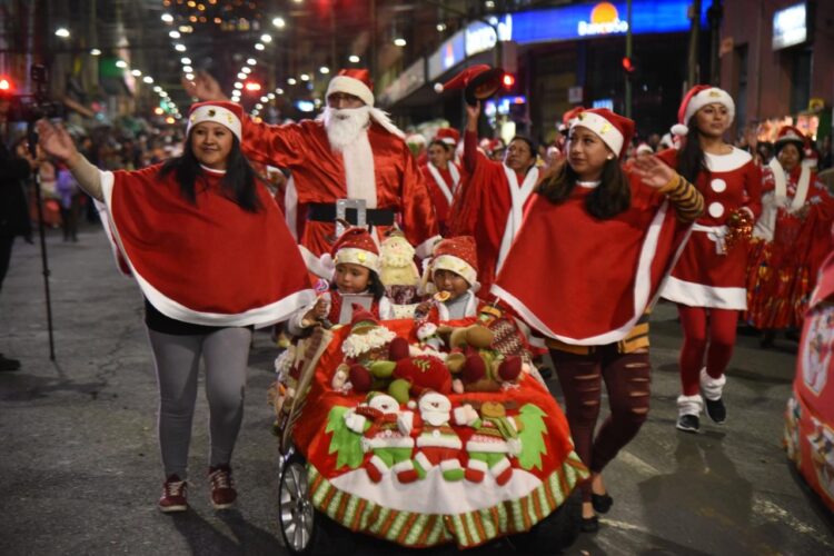 Todo listo para el Desfile Navideño: conozca el recorrido y los servicios