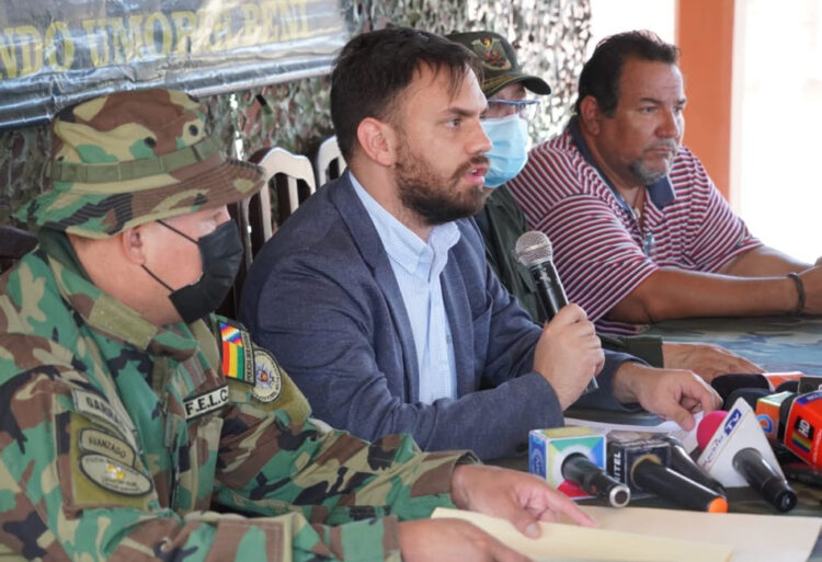 Ocho policías son detenidos por la desaparición de unos 800 kilos de droga