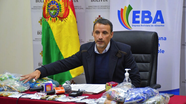 Javier Freire, en la presentación del desayuno escolar para El Alto.