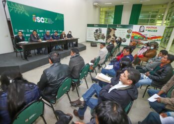 Tras intenso diálogo Cuatro Cañadas logra sus objetivos con la Gobernación