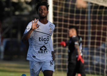 El dominicano Dorny Romero es nuevo refuerzo de Always Ready