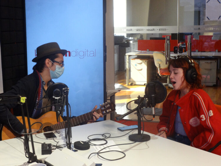 Videoclip del dúo Alvéstegui/Bedregal es presentado en La Razón Radio