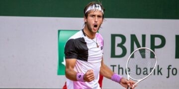 Argentino Etcheverry vence a su compatriota Mena en primera ronda del ATP de San Diego