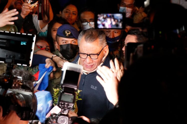 SNAI pide anular fallo que liberó a exvice condenado por corrupción.