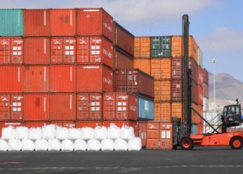Bolivia registra nuevo récord en exportaciones y una reducción del déficit fiscal
