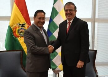 El presidente Luis Arce y el canciller Marcelo Ebrard, este jueves en la Casa Grande del Pueblo. Foto: Marcelo Ebrard