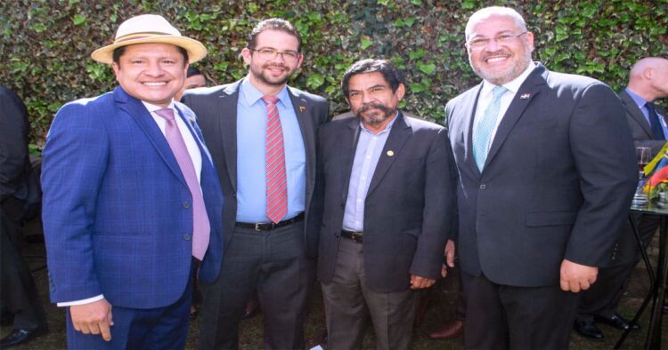 Ecuador celebró el 213 aniversario de su independencia
