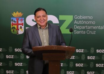 Edil Toledo encara una reestructuración en la Secretaría de Salud cruceña tras salida de Pacheco
