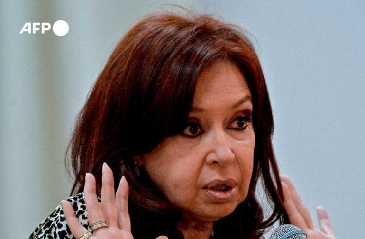 Fiscalía lista para pedir prisión de vicepresidenta argentina