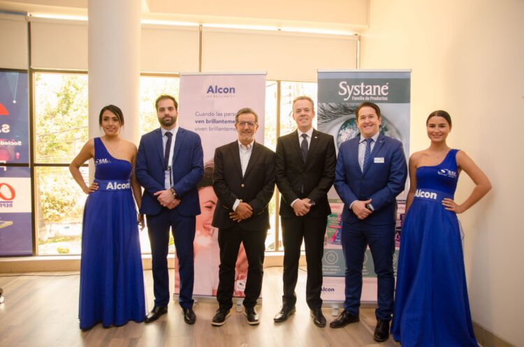 Llega a Bolivia Alcon, tecnología avanzada e innovación científica para la salud ocular