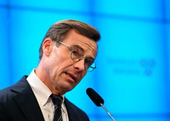 Conservador Ulf Kristersson, elegido primer ministro de Suecia con apoyo de ultraderecha