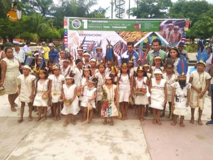 Un encuentro lingüístico cultural de las naciones yuqui y yuracaré. Foto: IPELC
