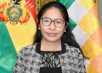 Aún ningún boliviano en Ucrania y Rusia solicitó retornar al país, según la Cancillería