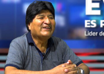 Evo Morales se mofa de los congresos de los opositores y hasta quiere ‘prestarles’ militantes