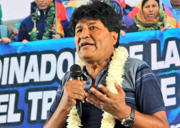 Morales: ‘Golpistas y sus medios aliados insisten con su campaña de mentiras y guerra sucia’
