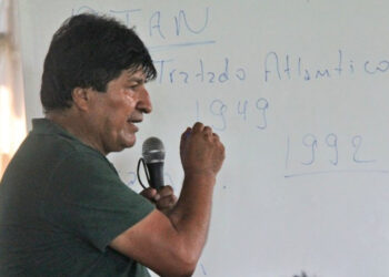Morales asegura que Rusia no está invadiendo, sino solo está ‘sentando soberanía’