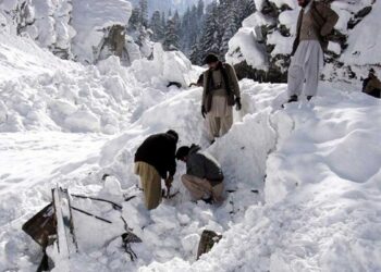 Casi 20 muertos en una avalancha en la frontera entre Afganistán y Pakistán