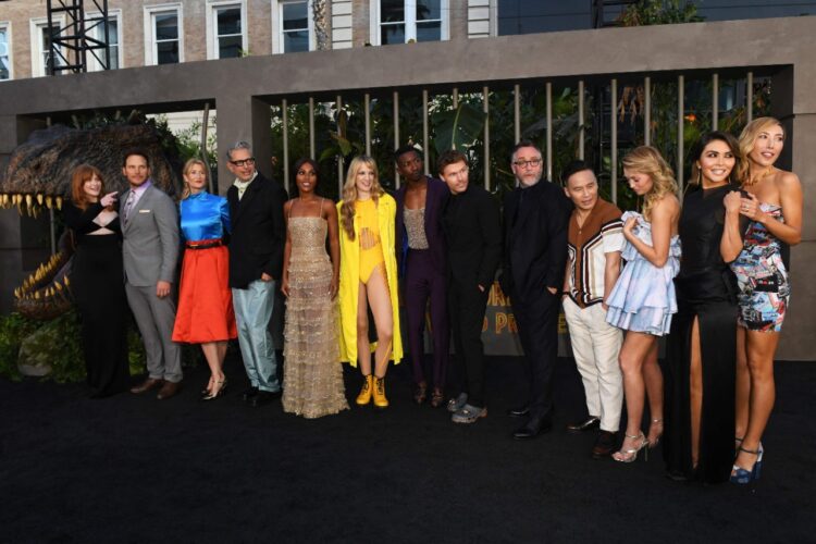 Los actores del filme ‘Jurassic World Dominion’. Foto: AFP.