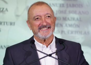 El escritor español Arturo Pérez-Reverte, presentará su novela 'Revolución', que aborda la revolución mexicana. Foto: Alliance.