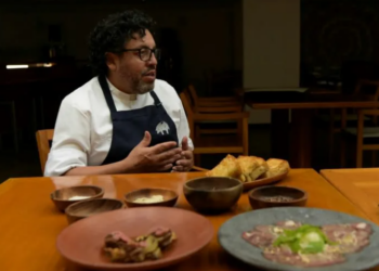 El chef ecuatoriano Mauricio Acuña. Foto: AFP.