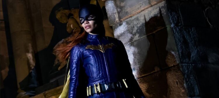 'Batgirl' iba a ser protagonizada por la actriz Leslie Grace. Foto: AFP.