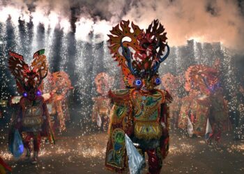 Una de las danzas más aplaudidas en el Carnaval de Oruro: la Diablada. Foto: Archivo La Razón.
