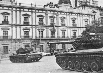 Imagen del golpe militar de julio de 1980. Foto: Internet.