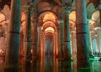 La mística Cisterna Basílica de Estambul reabre sus puertas