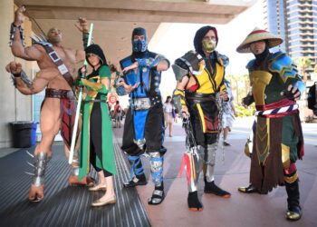 La extravagancia de ciencia ficción, cómics y fantasía, atrae a los mayores estudios de Hollywood y sus estrellas para develar los proyectos que están por salir del horno. Foto: AFP.