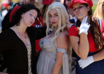 Fanáticos de 'Juego de tronos' que asisten a Comic-Con esperan ansiosamente 'La casa del Dragón'. Foto: AFP.