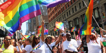 Corte debate si una cristiana puede negarse a crear webs de bodas gays.