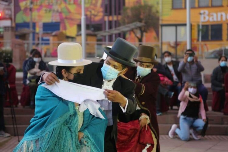 La cueca estará presente en plazas paceñas durante tres jornadas. Foto: Secretaría Municipal de Culturas.