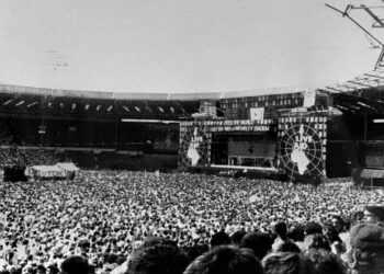 El concierto simultáneo Live Aid en Estados Unidos e Inglaterra dio origen a esta fecha. Foto: AFP.