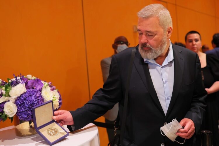 El periodista ruso Dmitri Muratov, ganador del premio Nobel. Foto: AFP.