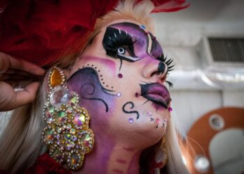 El arte del maquillaje drag. Foto: Redes sociales.