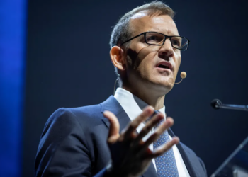 El multimillonario y empresario Daniel Kretinsky. Foto: AFP.