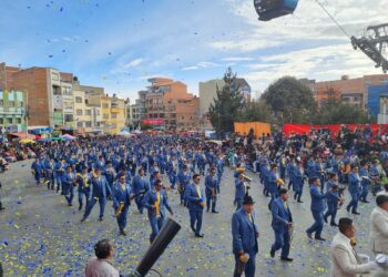Fraternidad de morenada en la preentrada de la Virgen del Carmen. Foto: GAMEA.